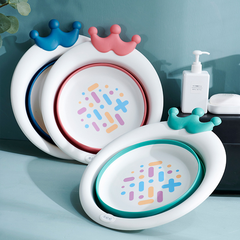 Newborn baby products, foldable washbasin for washing bottoms, cartoon household products for babies and children, cross-border special supply full figure