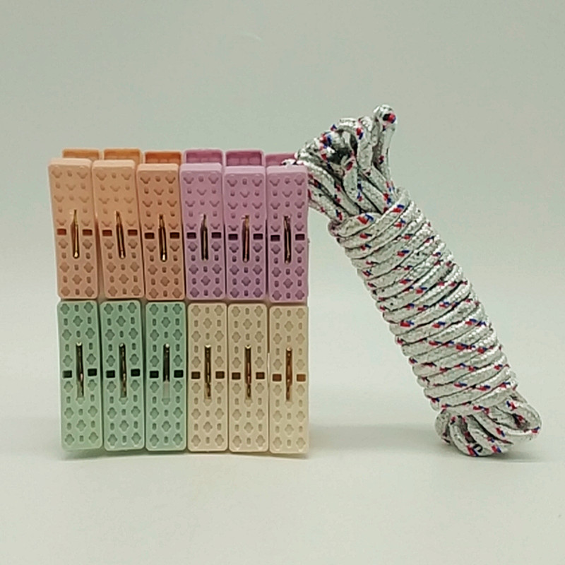 Sunshine Department Store bagged 5-meter clothes and quilt drying rope 12pc colorful powerful multi-functional household clothes drying clip Application Scenario