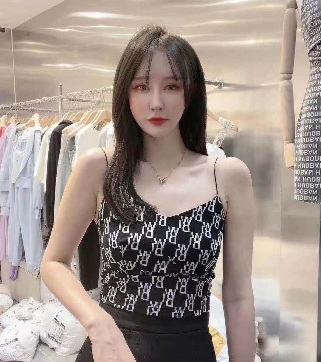 冰丝吊带设计感外穿字母内搭带胸垫美背打底夏季中长背心女