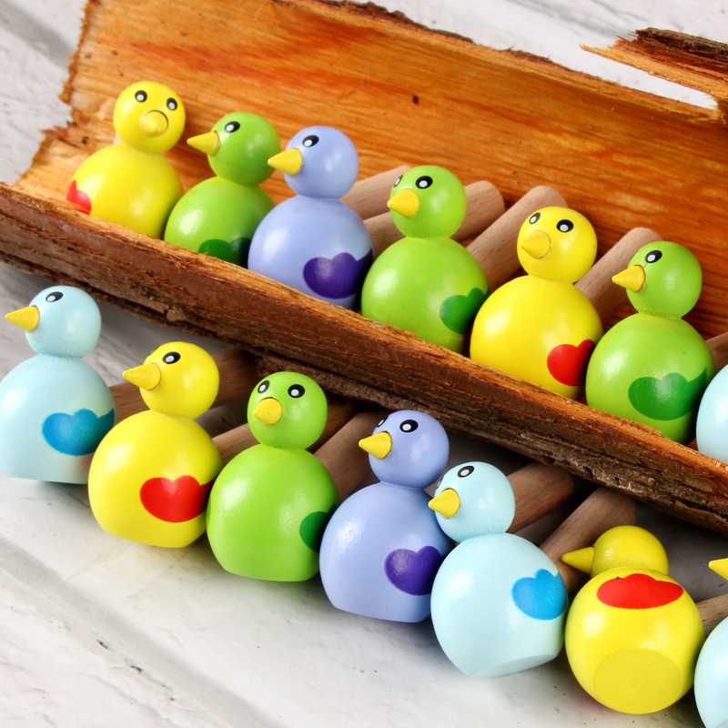 Street stall night market supplies wooden cartoon bird whistle toys for boys and girls aged 3 to 7, cross-border Musical Instruments Specification drawing