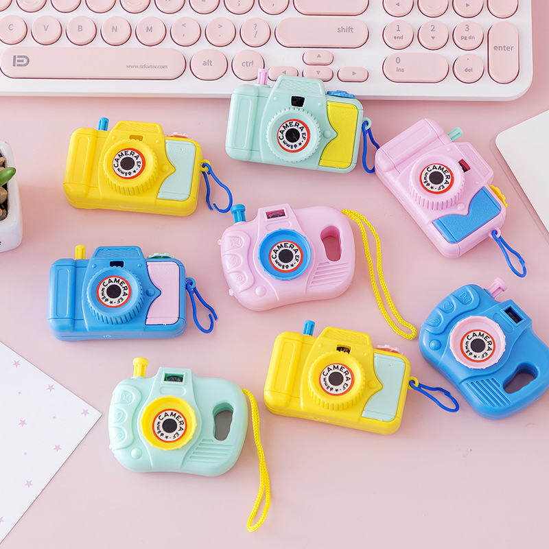 Children's movie-watching cameras, cartoon fun cameras, shaped toys, popular goods at street stalls and night markets, and gifts for kindergartens Application Scenario