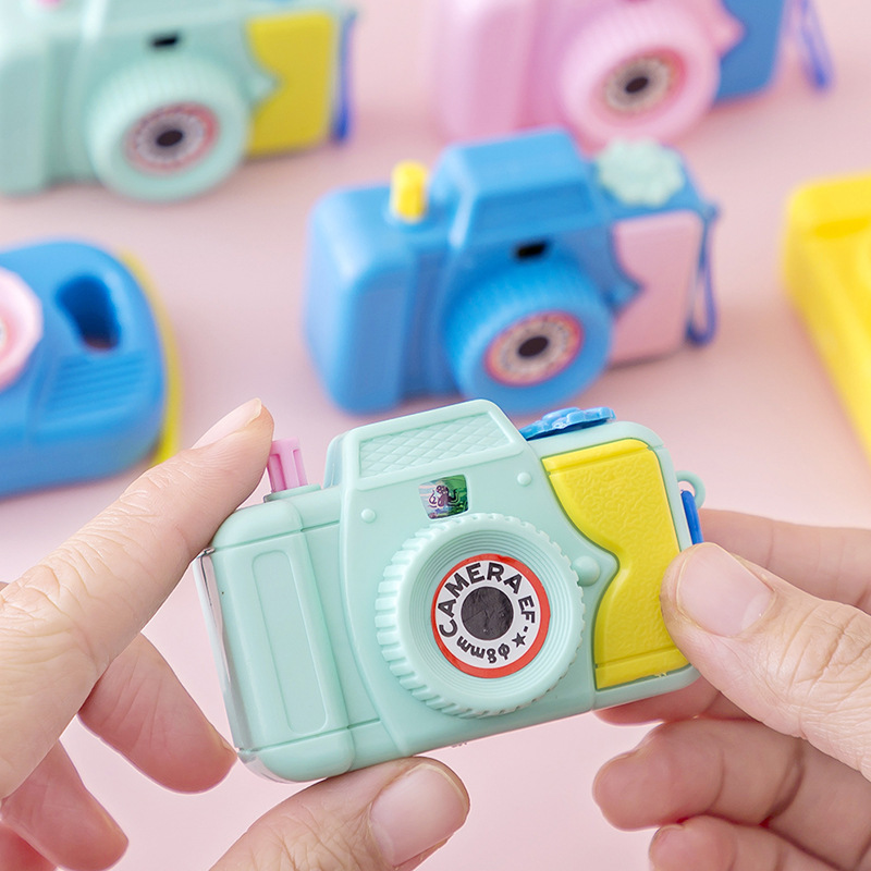 Children's movie-watching cameras, cartoon fun cameras, shaped toys, popular goods at street stalls and night markets, and gifts for kindergartens Specification drawing