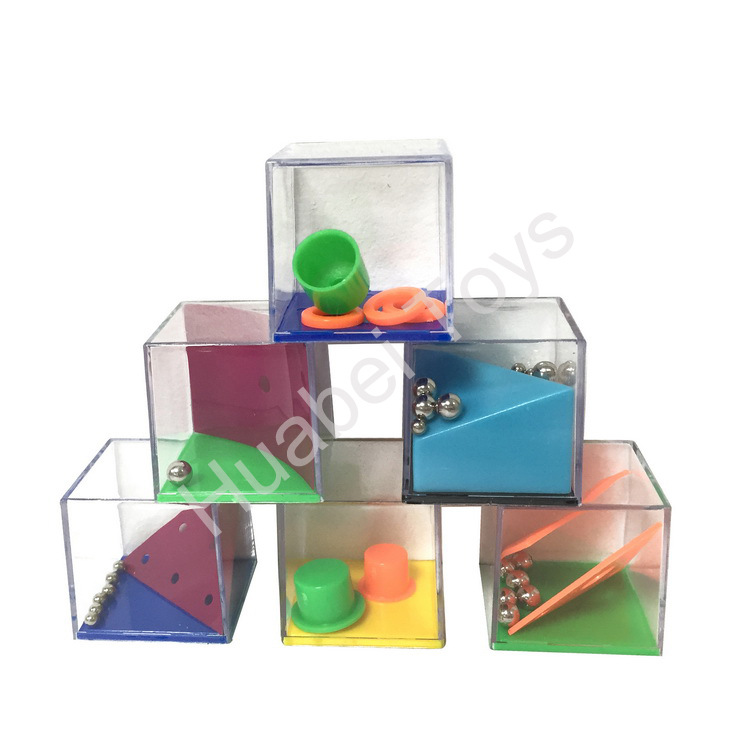 Educational DIY toy game box, 24-piece set of gravity balance beads, mini ball maze, Rubik's Cube game Application Scenario