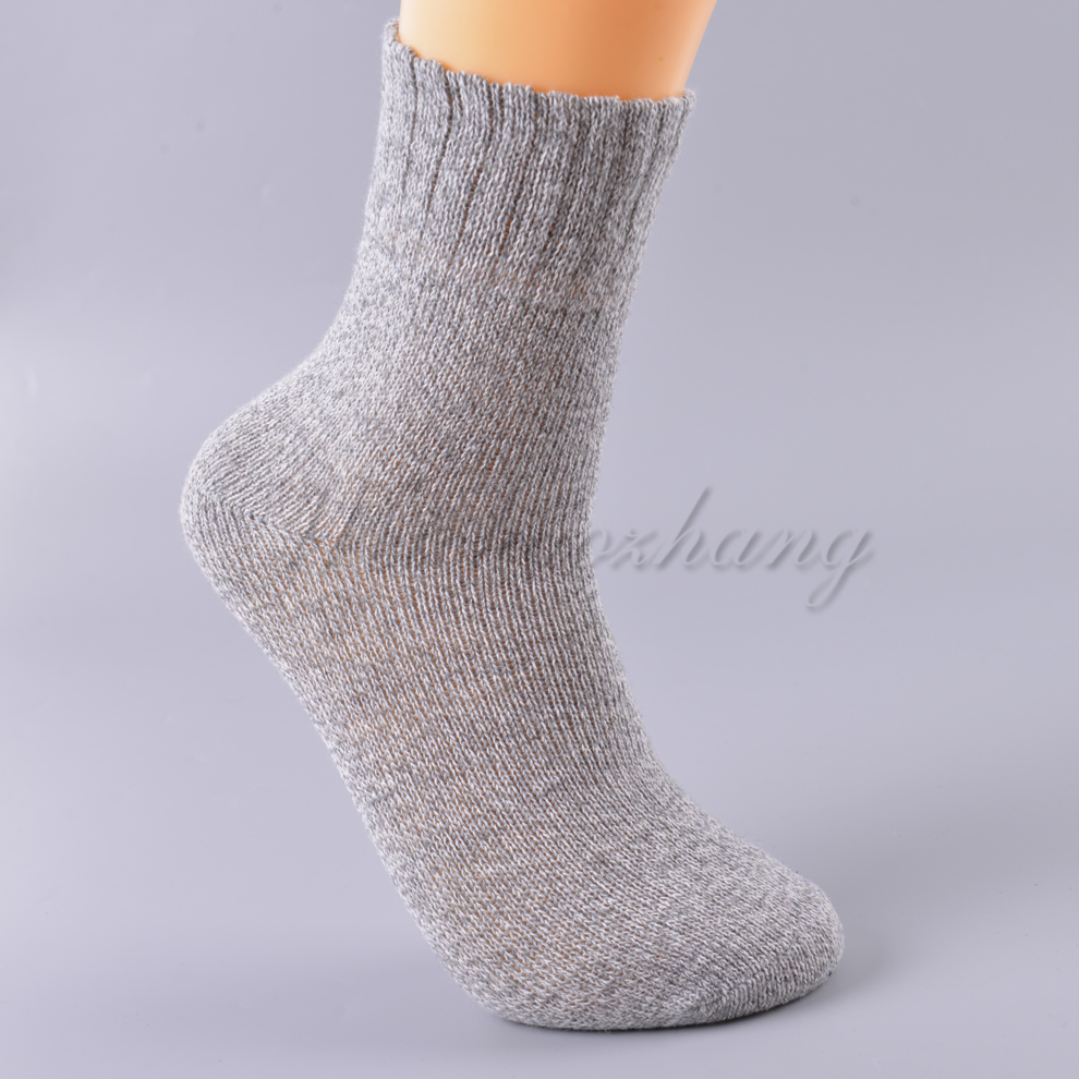 Five colors of men's ribbed rabbit wool socks available for autumn and winter warmth, thickened striped loop men's socks Specification image