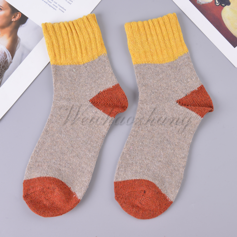 Wide-mouthed mixed-color women's striped rabbit wool mid-calf socks for warmth in cold winter, thickened striped loop warm socks Application Scenario