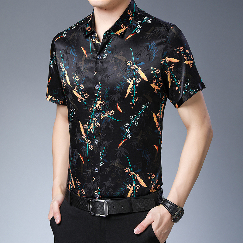 202 Summer new middle-aged men's silk shirt short sleeves Trend printed satin half sleeve thin men's shirt