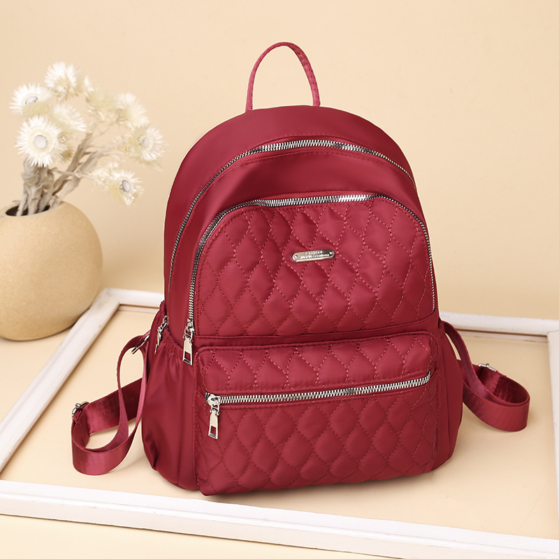 2020 nueva mochila nylon oxford tela bordada hilo mochila mujer lona casual mochila de viaje mochila escolar Application Scenario