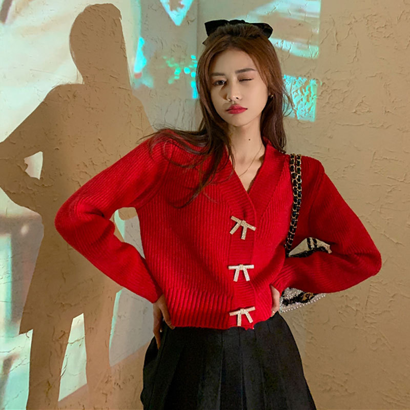 春装2021新款洋气网红时尚温柔风打底短款针织开衫v领 毛衣外套女