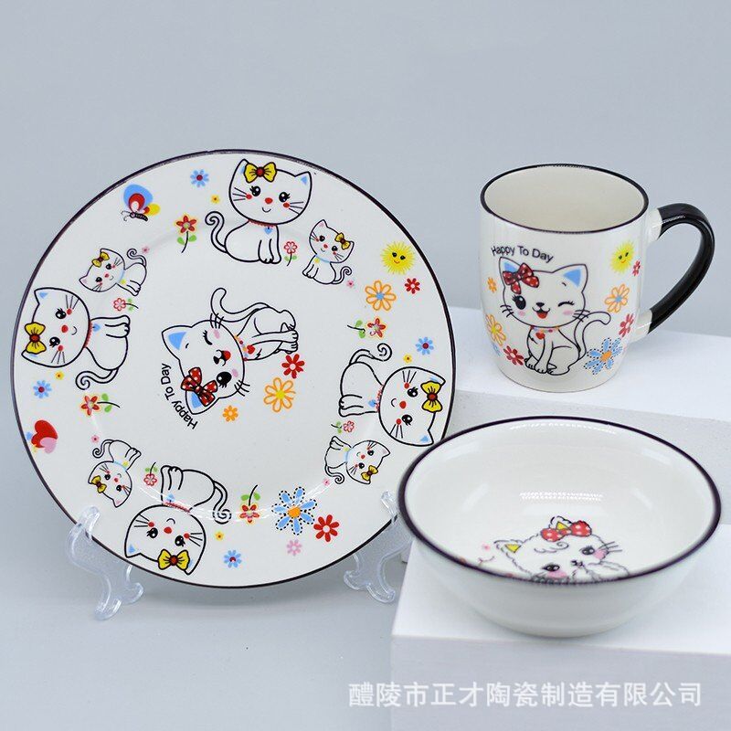 A set of three-piece ceramic cups, bowls and flat plates from the manufacturer, featuring cute cartoon animal tableware