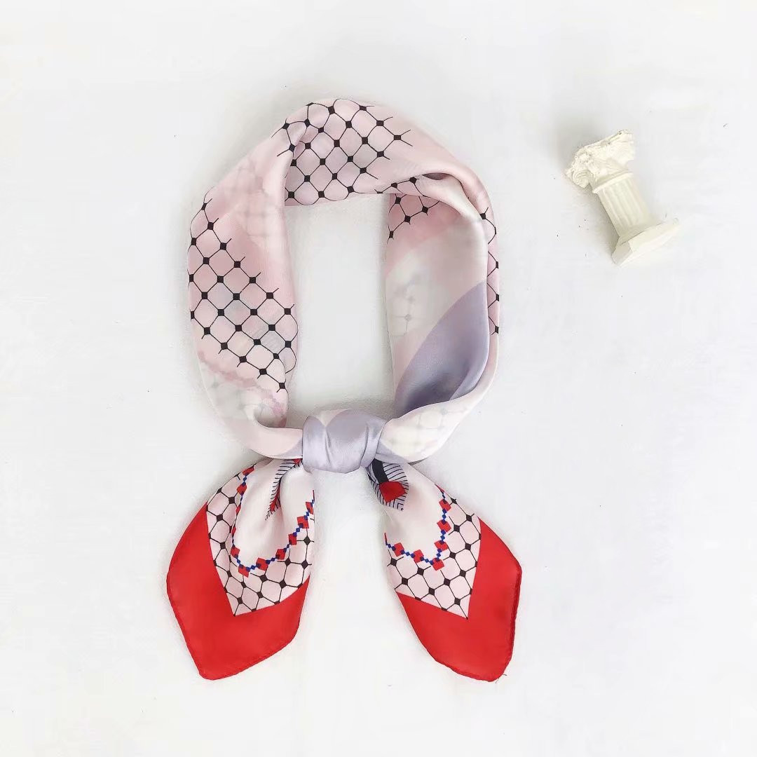 Faux silk 70*70, silk-like silk scarf, square scarf, bag towel, hair band, simple dot, can be used for hair replacement Application Scenario