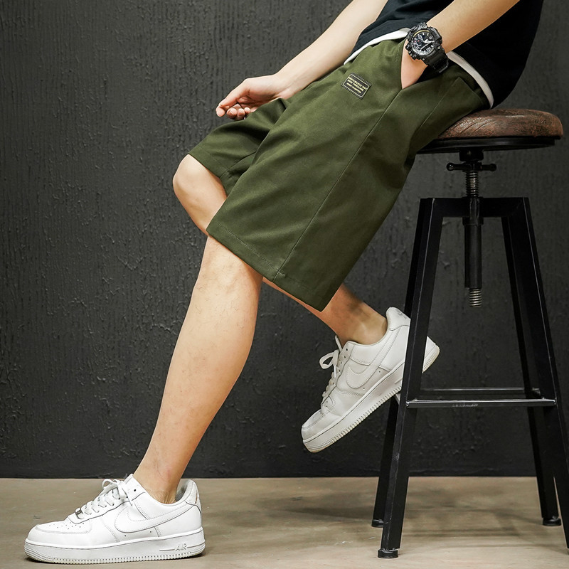 Summer 2021 new collection: Simple and casual men's capri cotton straight-leg shorts