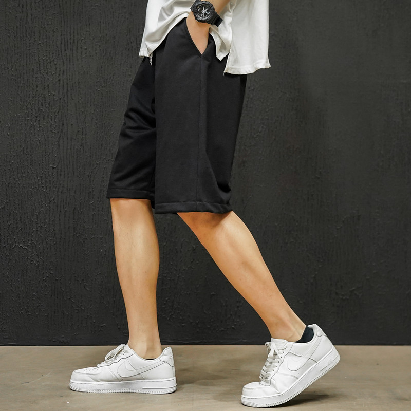 2021 Summer new collection of men's casual, simple, solid color, large-sized loose sports shorts Application Scenario