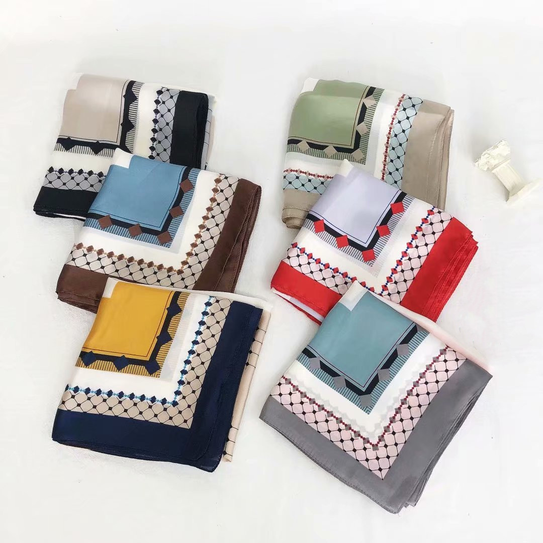 Faux silk 70*70, silk-like silk scarf, square scarf, bag towel, hair band, simple dot, can be used for hair replacement Item Picture