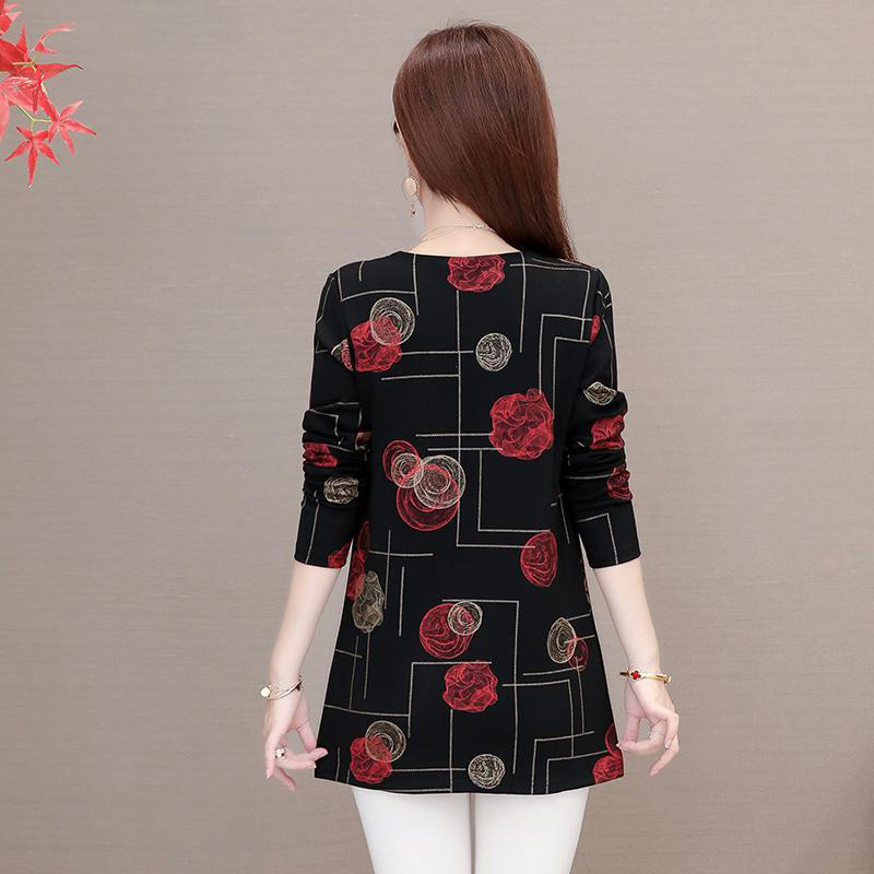 2021 Autumn fashion knitted printed large-sized T-shirt for foreign trade, loose and slimming, long-sleeved mom's base layer top Specification image