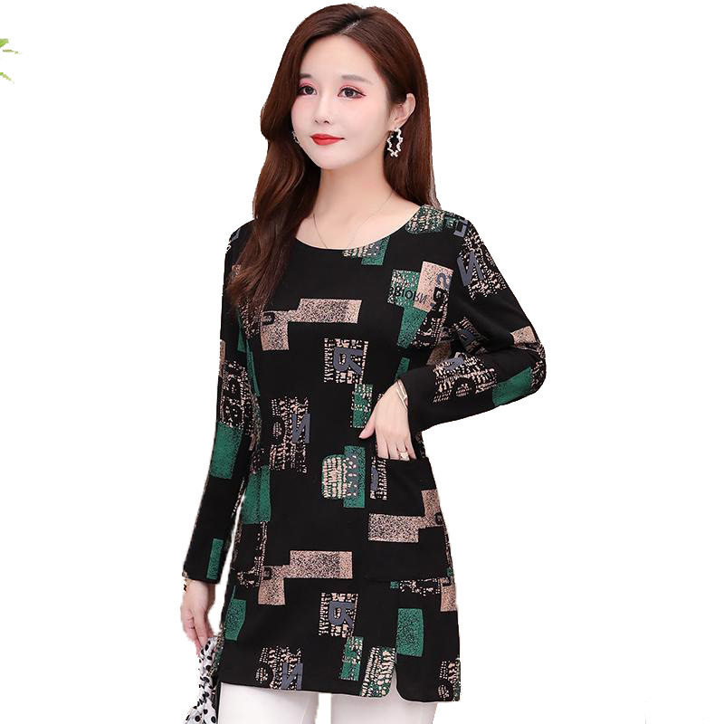 Printed base layer, mid-length women's 2021 autumn collection, slimming and fashionable, large-sized loose, belt-covering letter long-sleeved top Item Picture