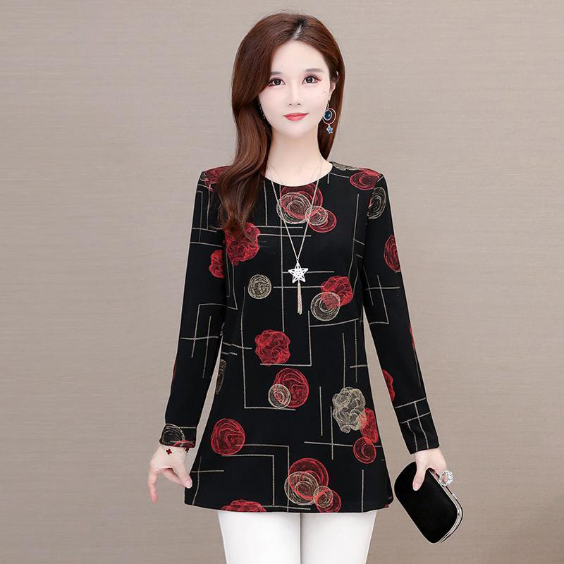 2021 Autumn fashion knitted printed large-sized T-shirt for foreign trade, loose and slimming, long-sleeved mom's base layer top details Picture