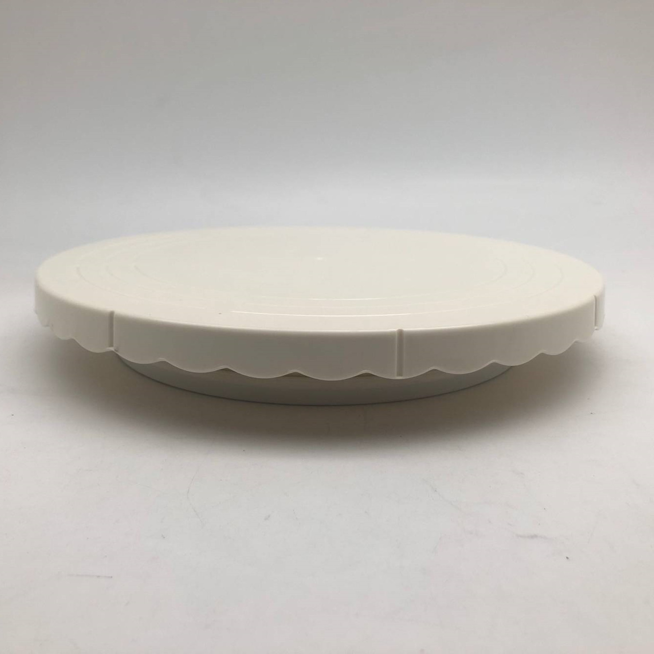 New Product Cake Turntable, High-Quality Cake Turntable, Low Turntable, Cake Decoration Turntable Tray, Decorated Cake Plate
