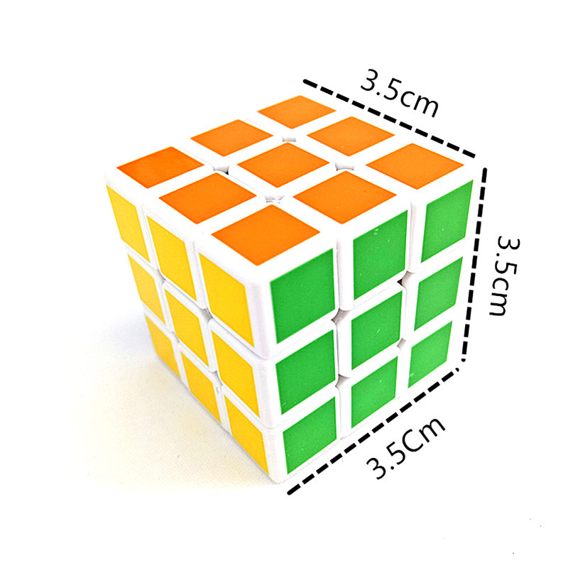 Low price wholesale smooth 3.5cm intelligence rubik's cube six color three order rubik's cube wholesale two yuan shop source