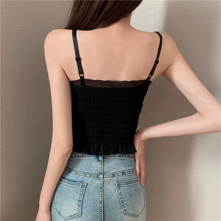 Spring and Summer new French pleated lace mini halter top for women, with a chest pad for outerwear, a beautiful back and chest wrap underwear for women Application Scenario
