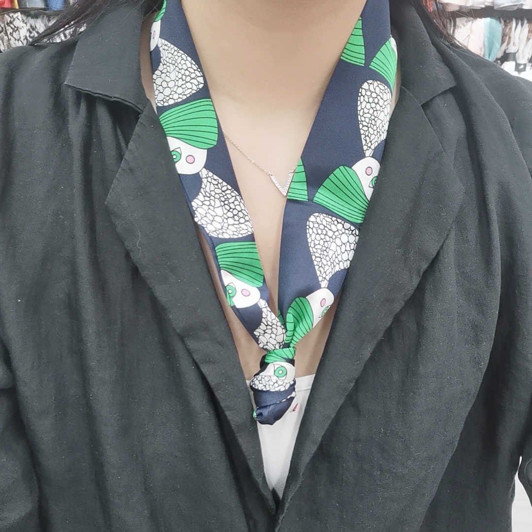 【 Retail 】 The receipt comes with a 5*100 summer-specific silk scarf hair band that pairs perfectly with a sun hat Application Scenario