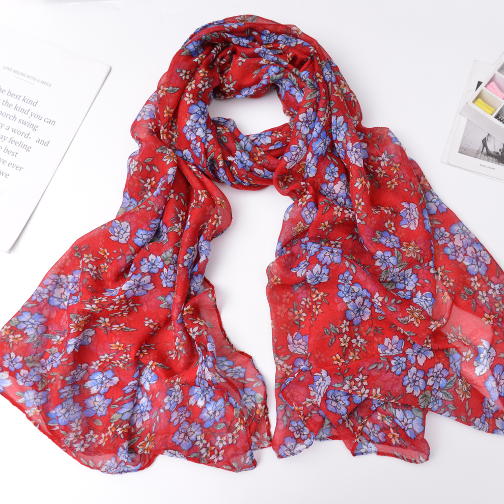 2021 new polyester garden floral print spring and summer leisure ladies scarf shawl scarf manufacturers direct spot Application Scenario
