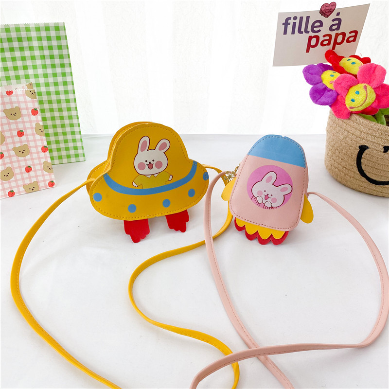 2021新款卡通可爱儿童单肩斜挎包时尚创意宇宙飞船迷你配饰零钱包