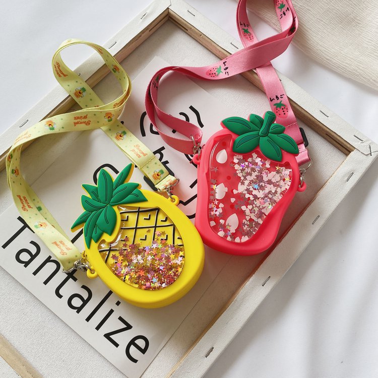 Silicone Quicksand strawberry children's bag Fashion baby girls decorated coin purse Cute parent-child pineapple crossbody bag