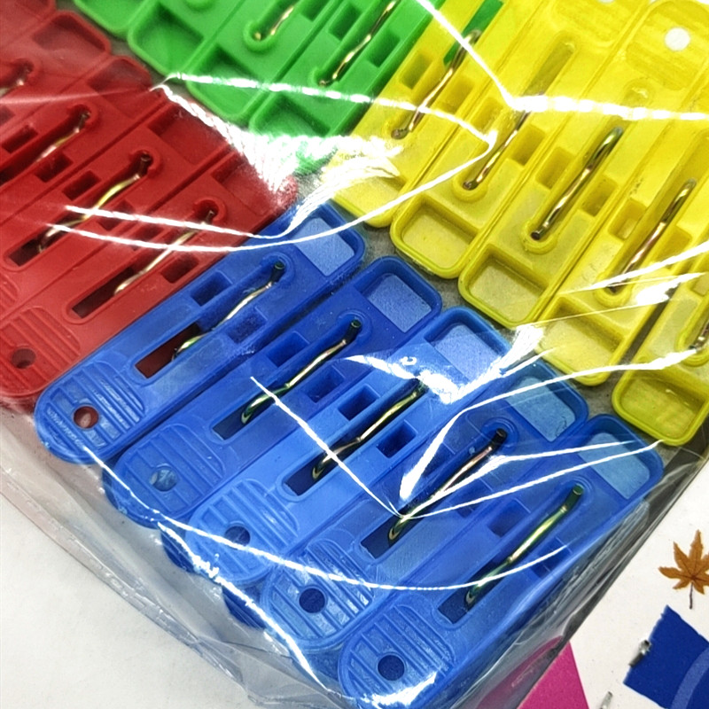 Sunshine Department Store bagged colorful plastic clips, household clothes-drying clips, windproof 4-color mixed set, 20 pieces solid color clips Item Picture