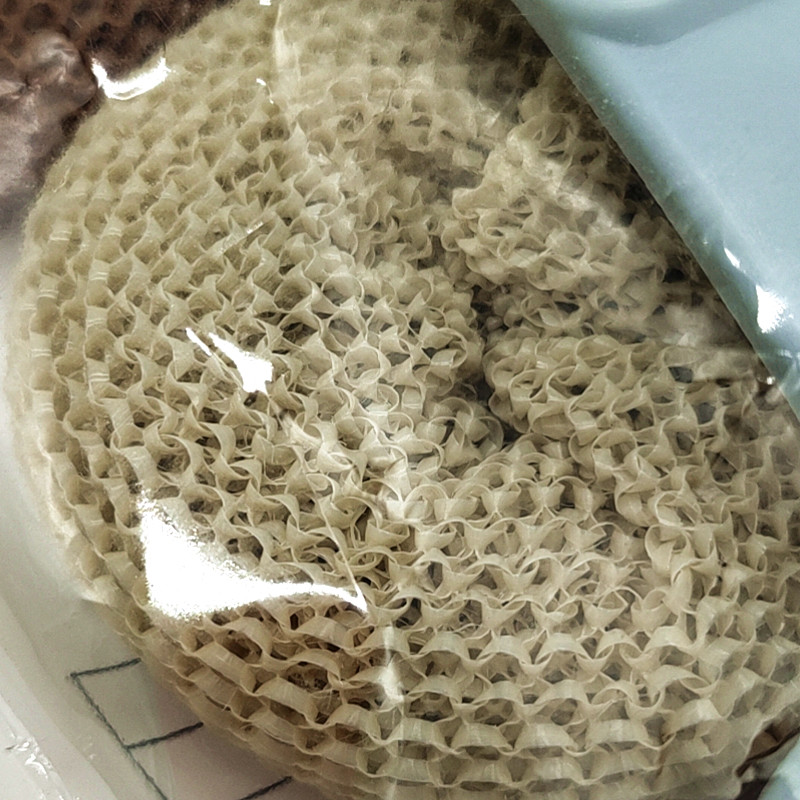 Sunshine Department Store Bamboo Fiber long-handled pot brush can be hung for cleaning. It has two cleaning heads and won't stick to the pot or hurt your hands Specification image