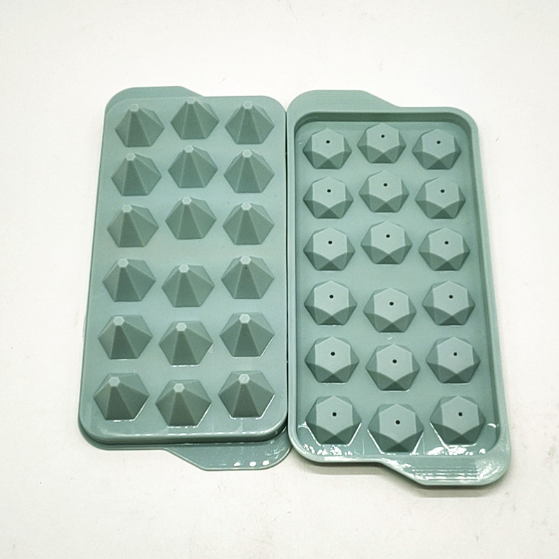 Sunshine Department Store ice mold 18 compartments Creative diamond mold Home storage ice box ice maker Ice box with lid Specification image