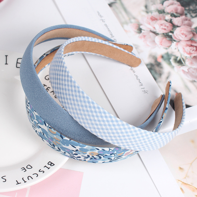 Simple forest-style hair accessory, retro floral check monochrome hairband, wide-edge headband, versatile for going out, hairpin for women, Korean headwear Specification drawing