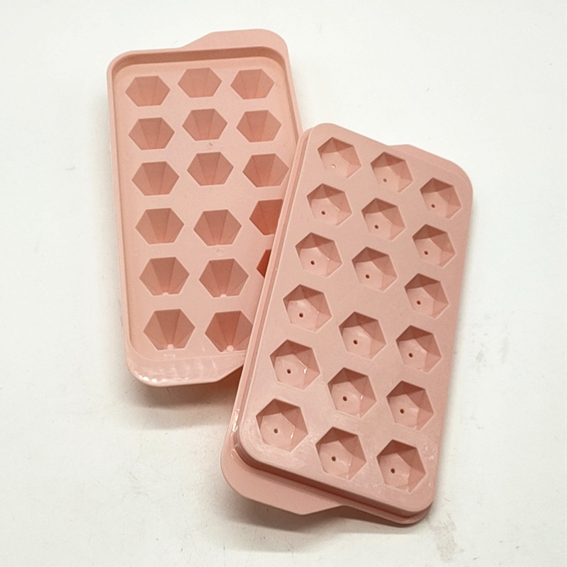 Sunshine Department Store ice mold 18 compartments Creative diamond mold Home storage ice box ice maker Ice box with lid details Picture