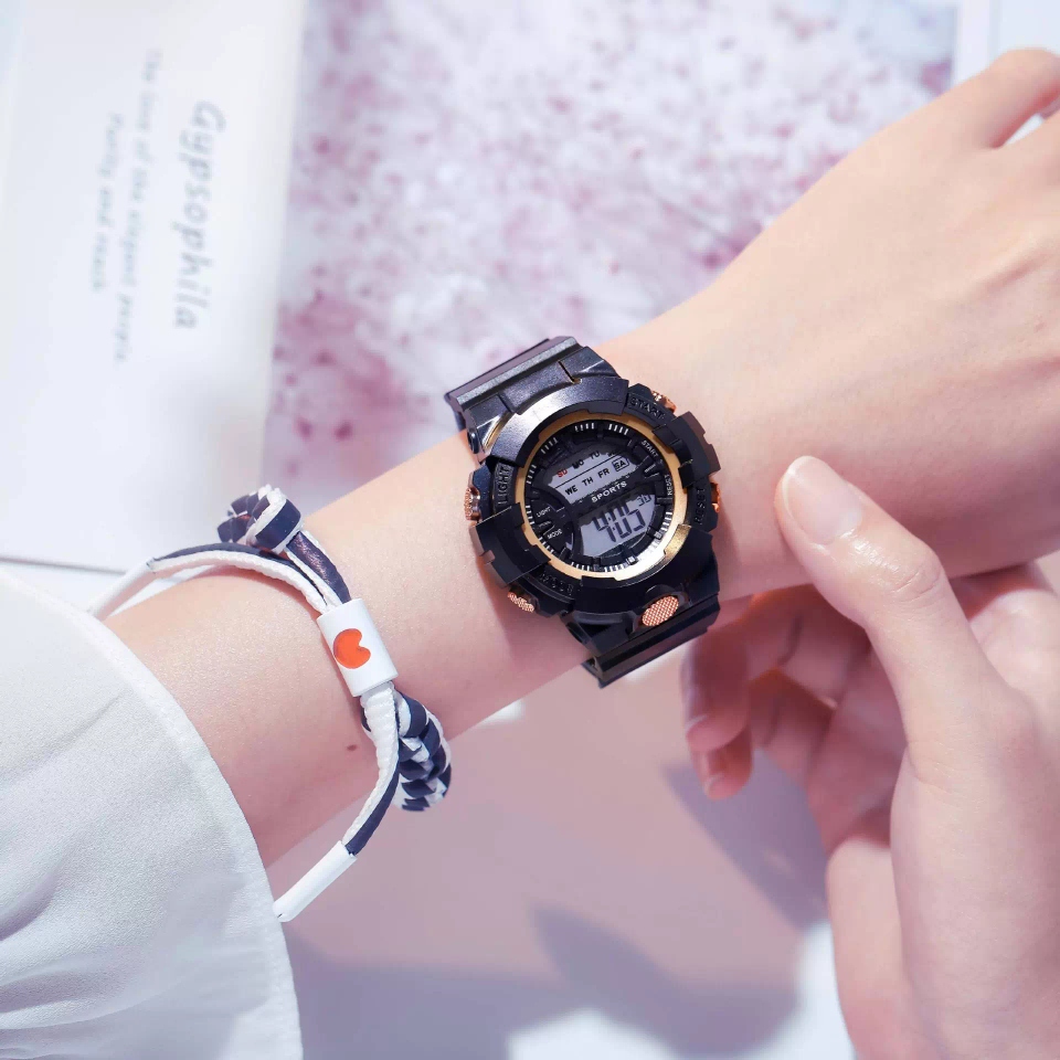 The new best-selling watch from ins, "Forest Girl" Korean style, simple Harajuku style, luminous, waterproof and multi-functional electronic watch Item Picture