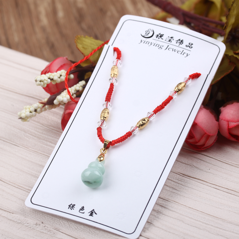 Yiwu jewelry wholesale: Women's ethnic-style necklaces, gold pendants, cotton and linen red ropes for the zodiac year Item Picture