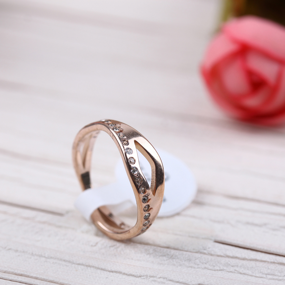 A 10-yuan store's titanium steel index finger ring for women is trendy on Instagram, does not fade, is a popular online celebrity, fashionable and individual, light luxury and niche