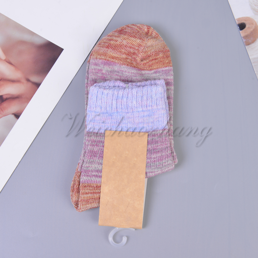 Classic and trendy color-blocked striped pattern mid-calf socks, Japanese-style thick thread thickened warm high-top loop socks available in multiple colors details Picture