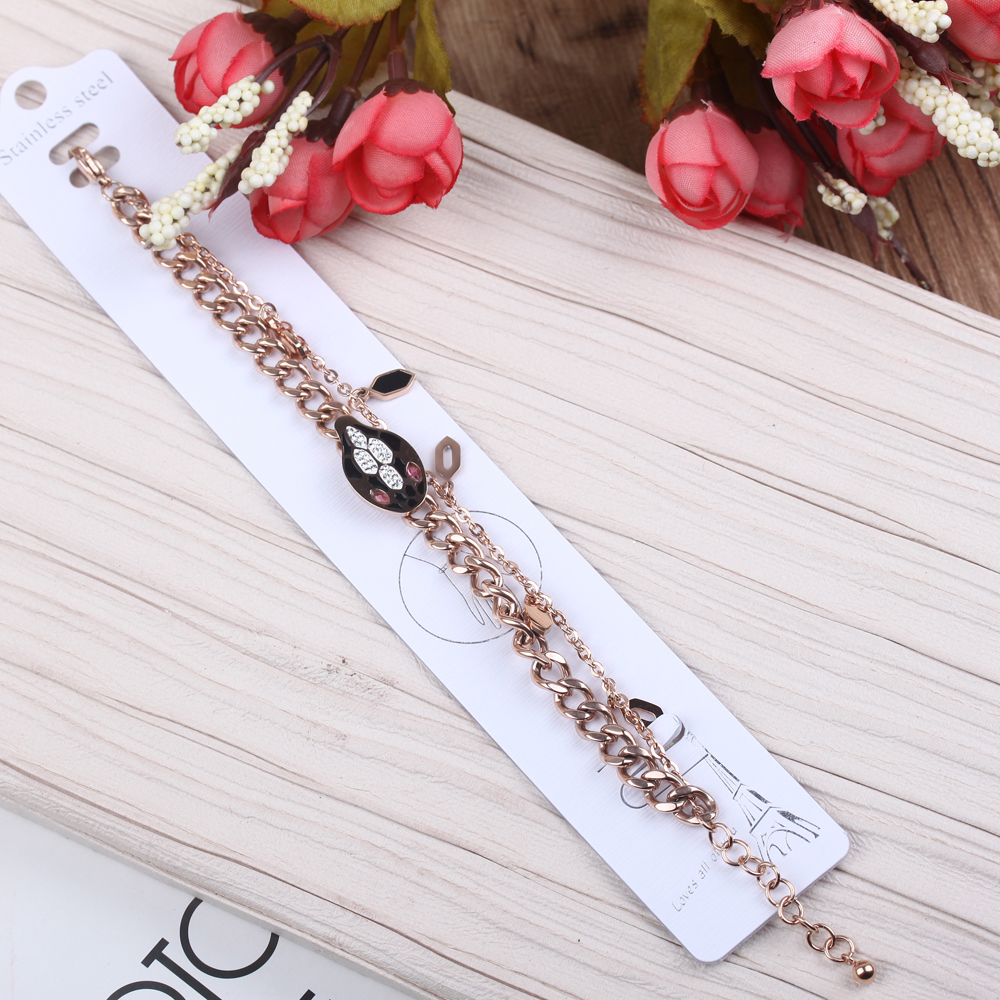 Titanium steel diamond-encrusted circular interlocking Roman numerals bracelet for women, simple and elegant, light luxury and niche design jewelry