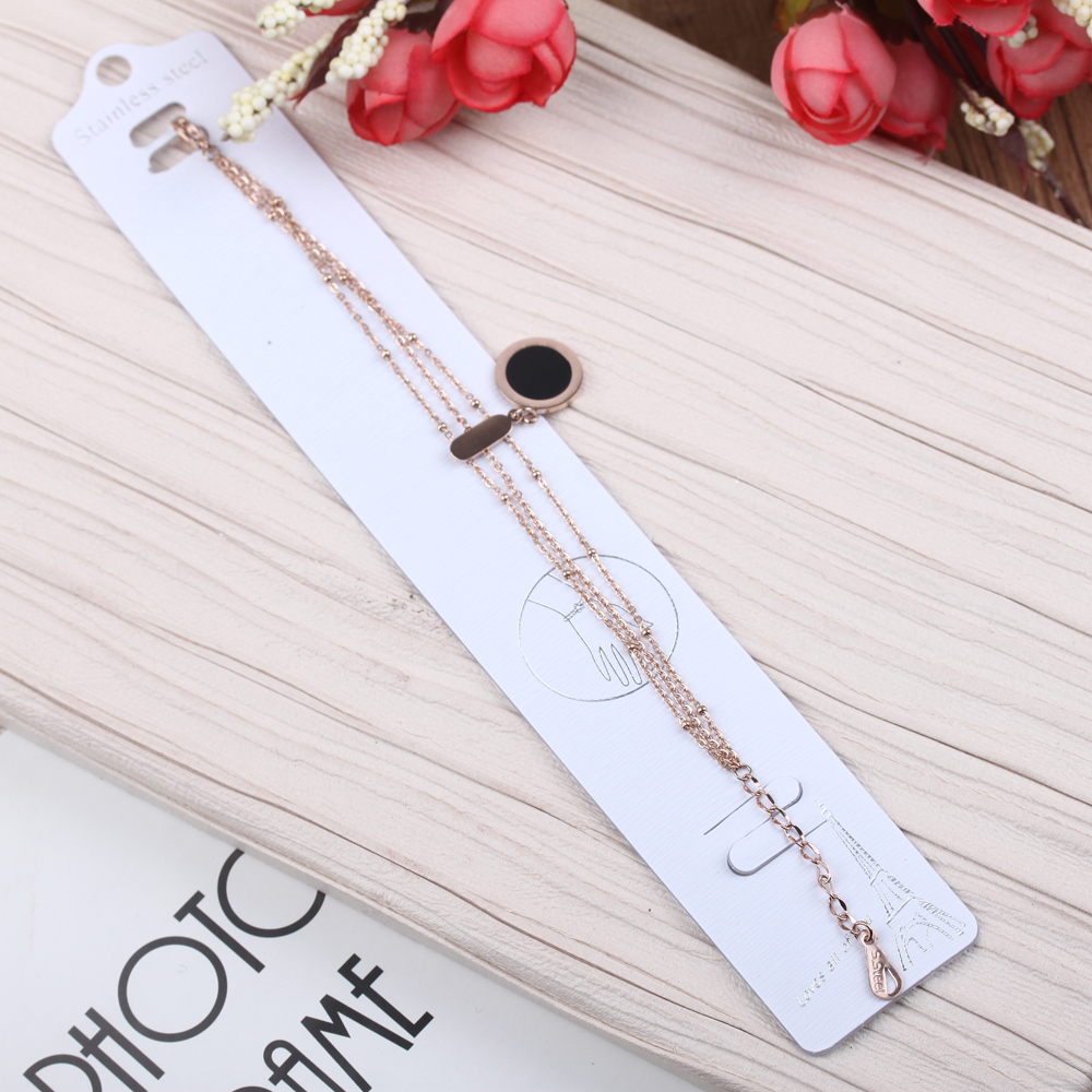 Titanium steel diamond-encrusted circular interlocking Roman numerals bracelet for women, simple and elegant, light luxury and niche design jewelry Item Picture