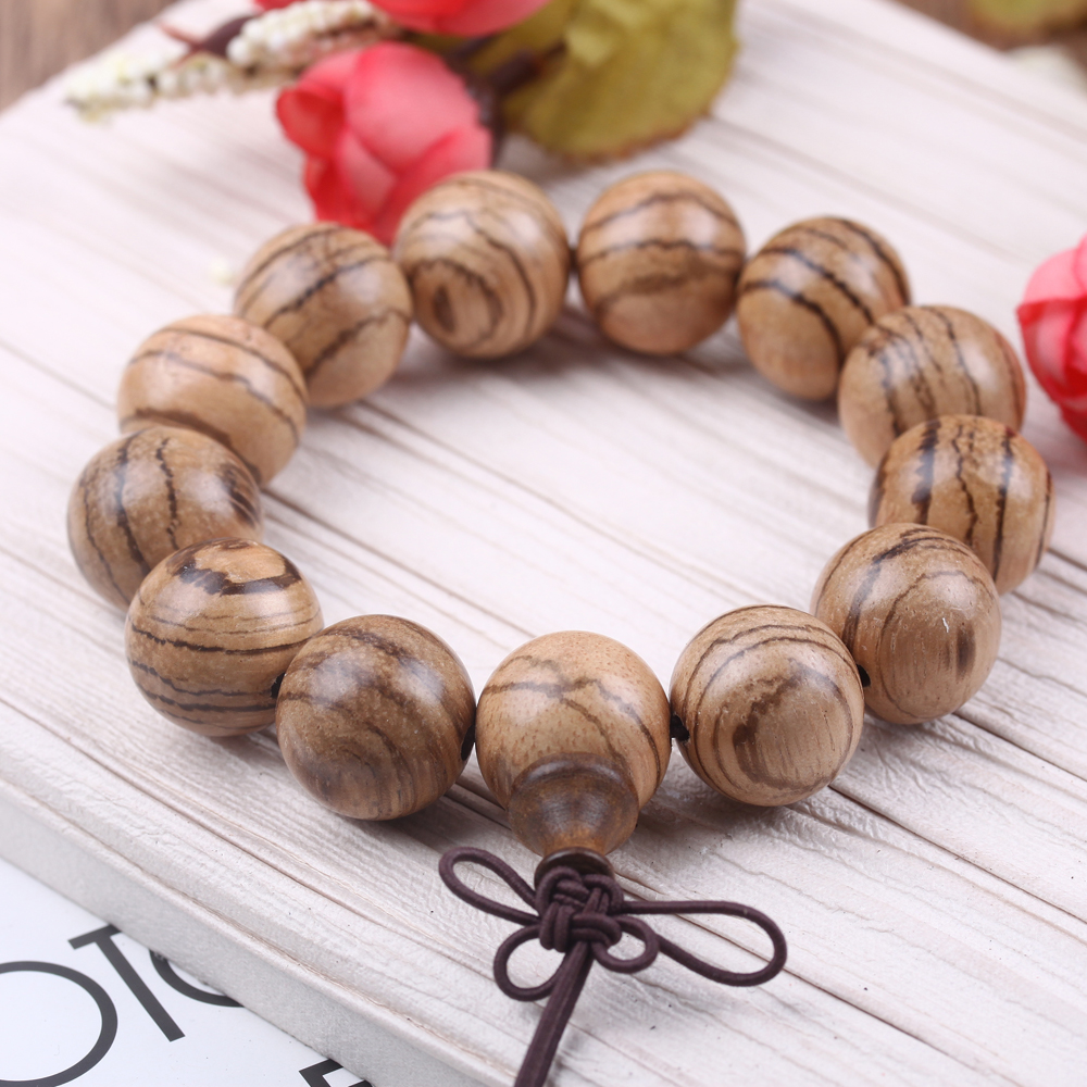 Yiwu jewelry wholesale: Men's and women's decorative bracelets, flat beads, interlocking beads, no matters, peace pendants, lotus flowers Item Picture