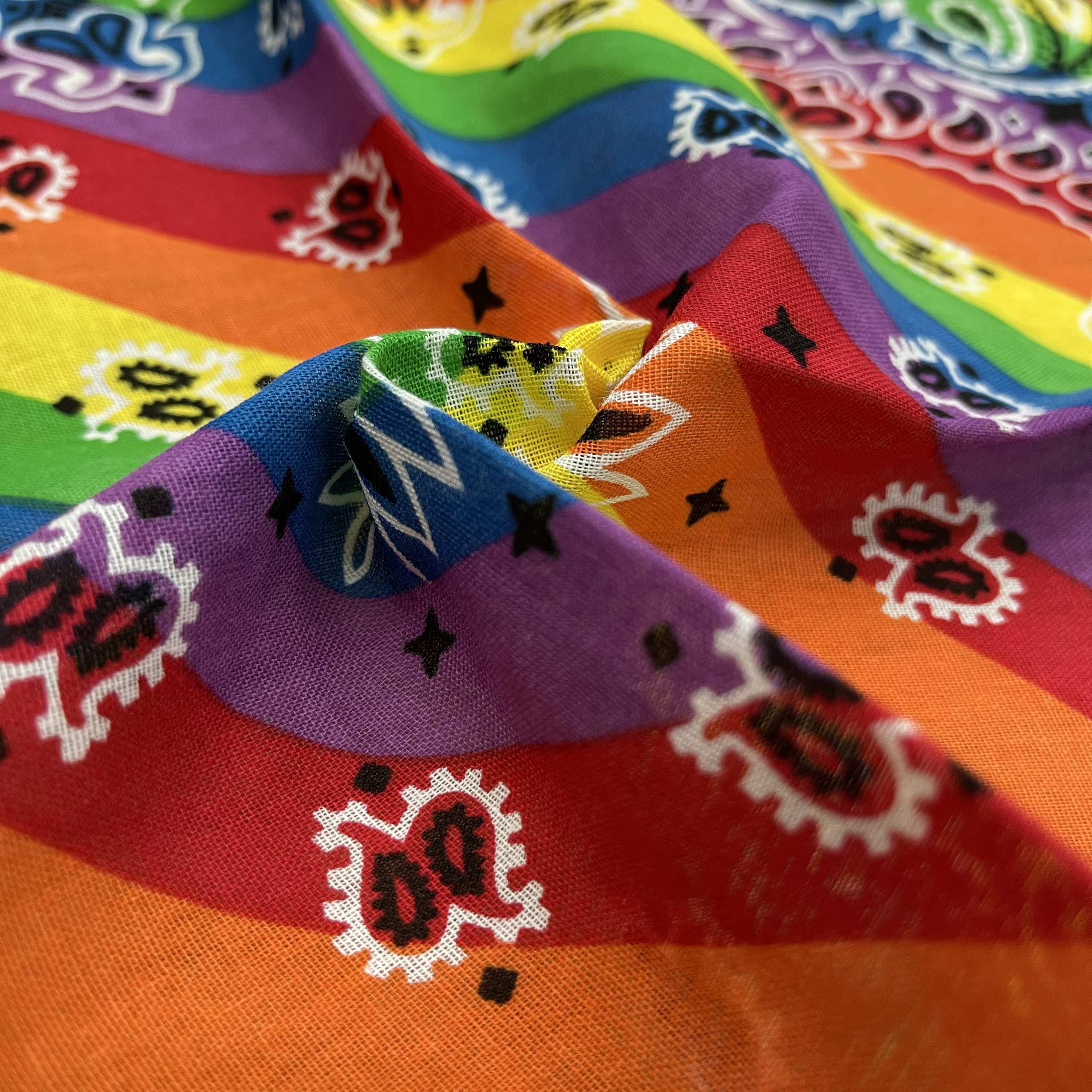 Cotton cashew flower handkerchief, cotton hip-hop street dance headscarf, trendy outdoor cycling handkerchief, creative handkerchief, multi-functional Specification image