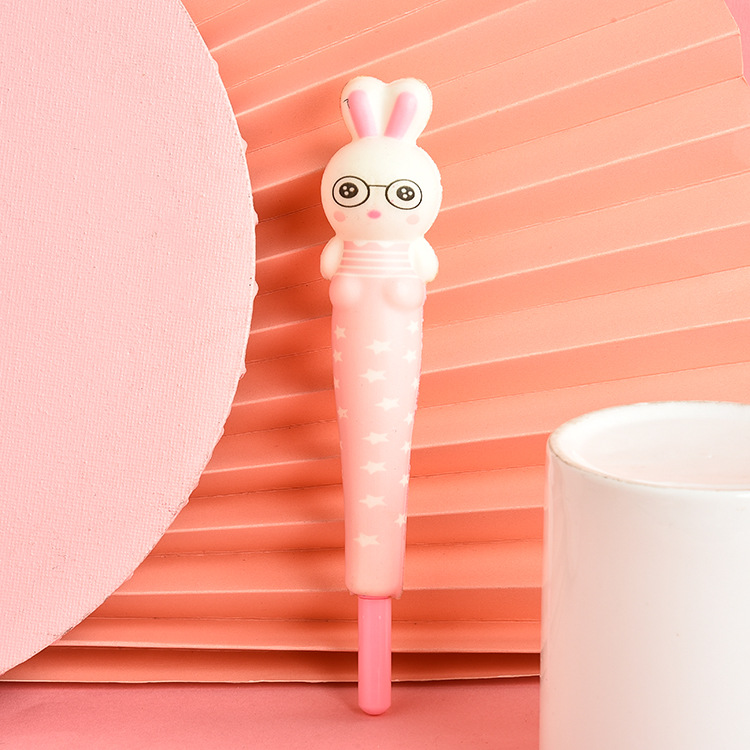 Cute animal stress-relieving pen, stress-relieving pen, gel pen, student, soft little rabbit, unicorn pen, duckling, dinosaur Application Scenario