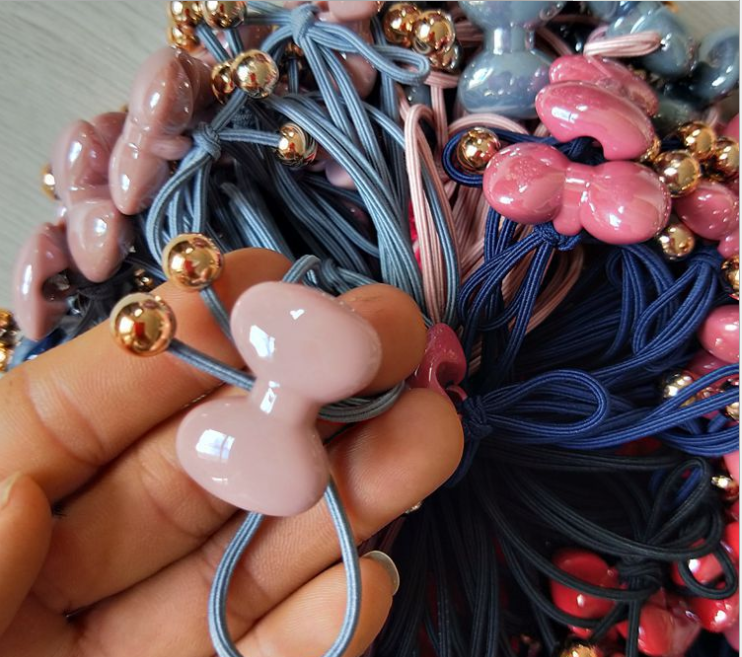 Yiwu premium leather band hair rope, bow, Korean-style colored hair rope, one or two yuan wholesale supply details Picture