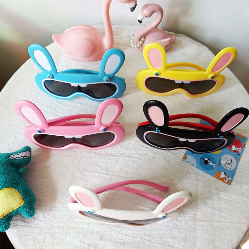 The 2022 children's silicone sunglasses, cartoon smart baby sunglasses, and polarized ultraviolet goggles are selling well details Picture