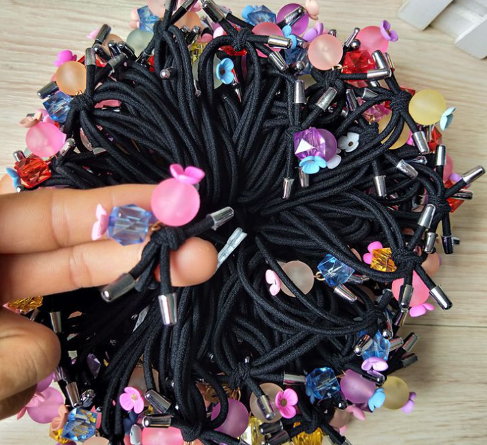 One-yuan rubber bands, hair ties, colorful beaded hair ties, popular hair accessories, street stalls, street accessories, one-yuan and two-yuan supplies details Picture