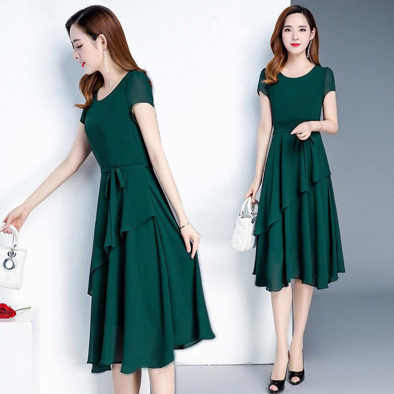 2020 new summer high-end waist-cinching, slimming and youthful mid-length round-neck plus-size women's dress for export