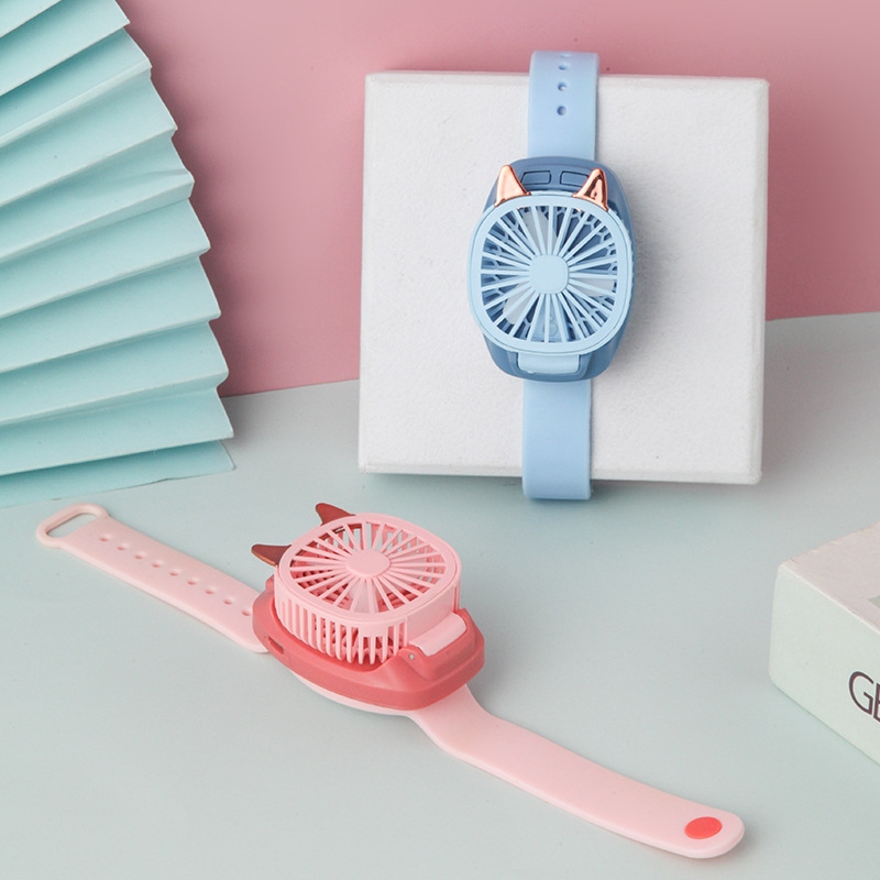 The 2022 new second-generation watch fan cartoon wrist USB fan three-speed mini fan watch is selling well at the street stall full figure