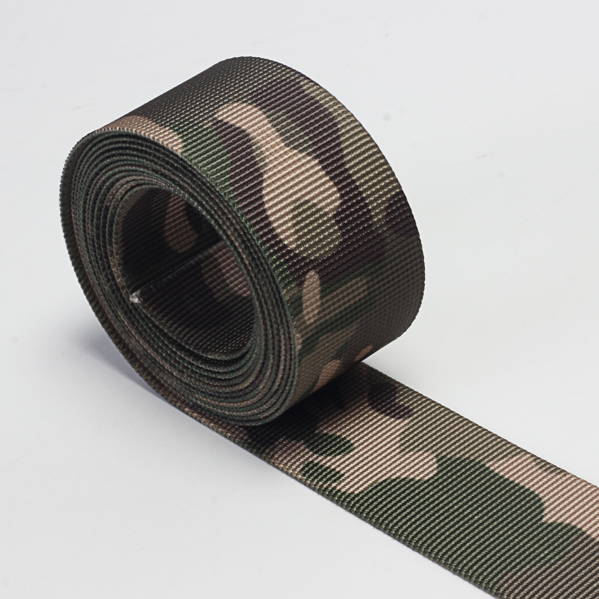 【 Factory Direct 】 Customized Military Camouflage Series Double-Sided Printed Camouflage Webbing Application Scenario