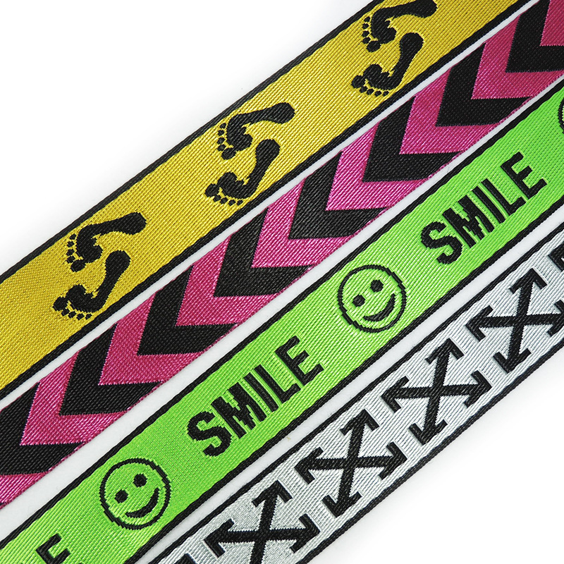 【厂家直销】定制 各类提花丝网印花服装箱包用涤纶织带