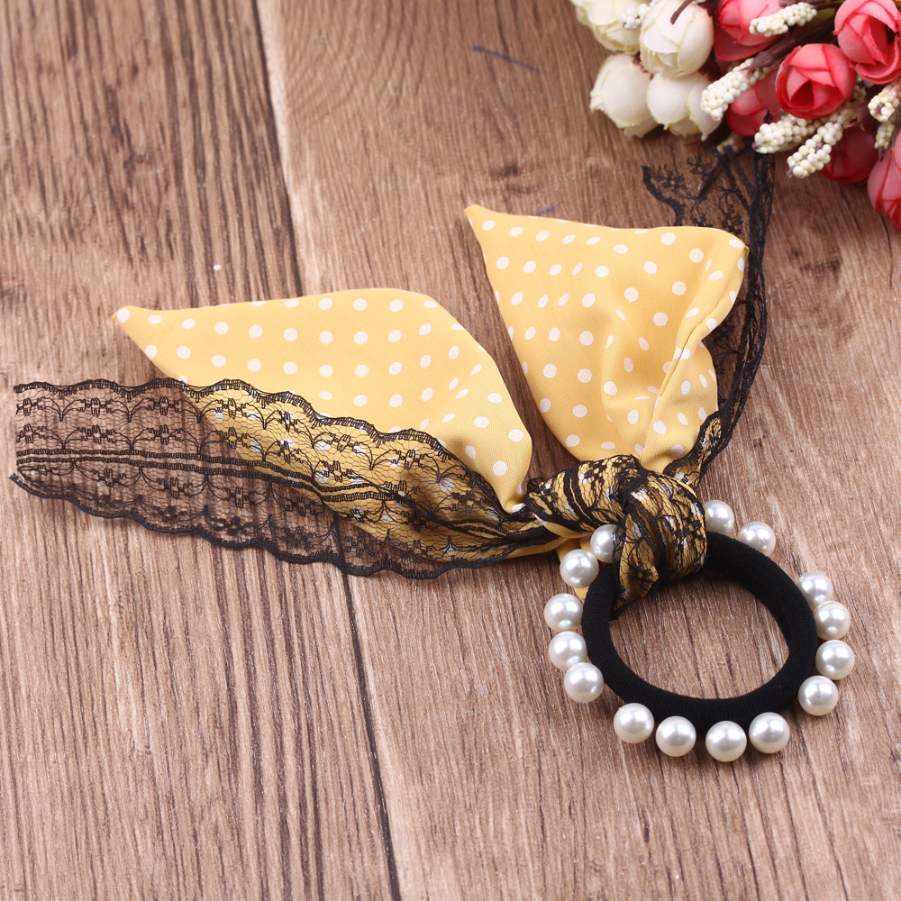 10-yuan store wholesale accessories, popular female headwear such as lace ribbons, bows and pearl hair bands Application Scenario