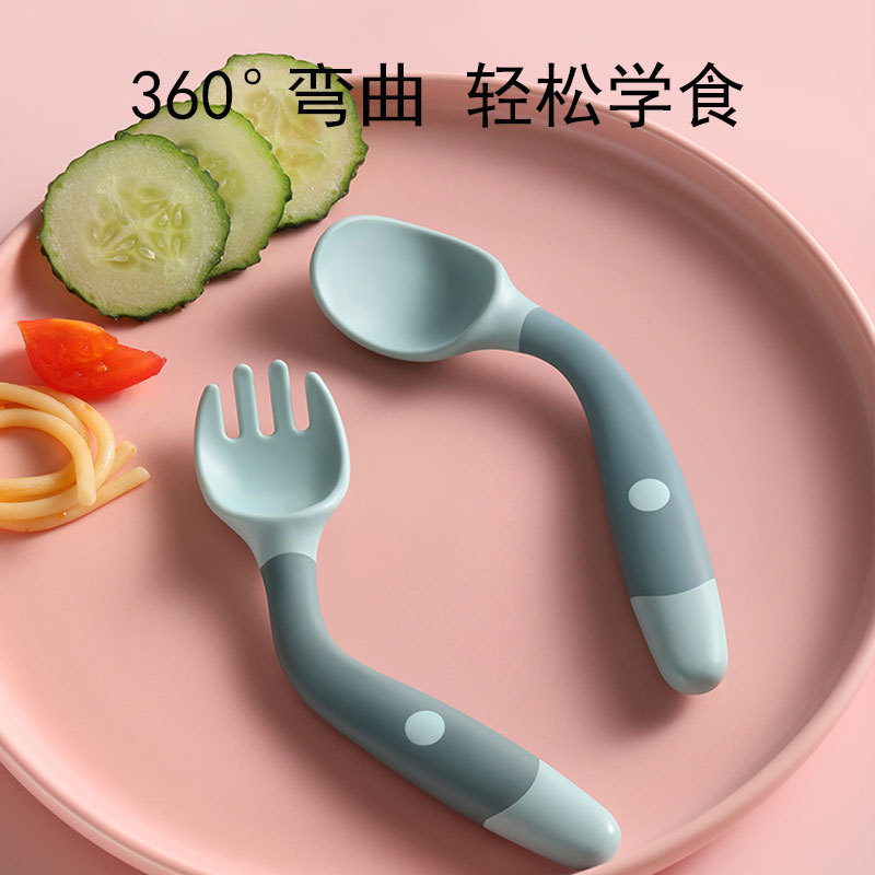 Children learn to eat training cutlery twist fork spoon silicone soft spoon baby can bend spoon full figure